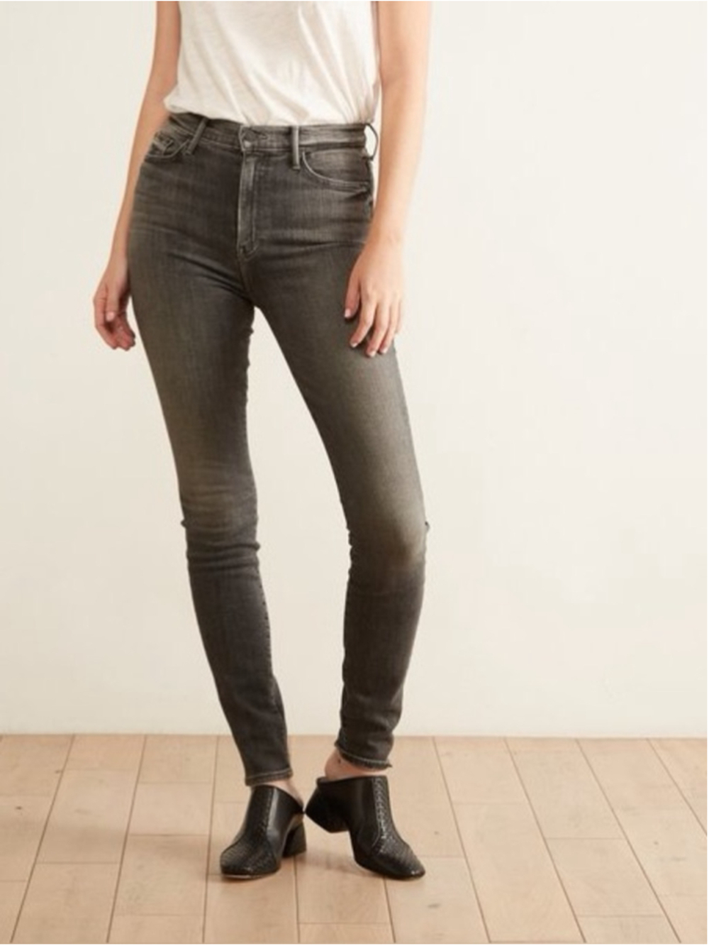 MOTHER THE SUPER SWOONER JEANS IN OPEN LATE Size 27 - Picture 2 of 12